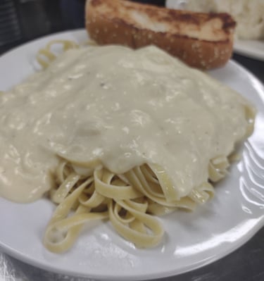 pasta at the rustic spoon weaubleau