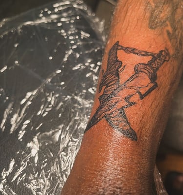 knife tat