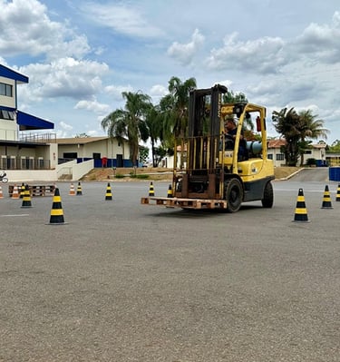 Circuito com empilhadeira