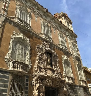 Facade of the Ceramics Museum