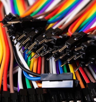 a bunch of wires and wires connected to a computer