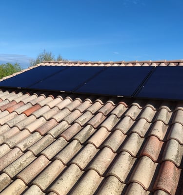 Installations de panneaux solaires photovoltaïques en surimposition en Pays Basque