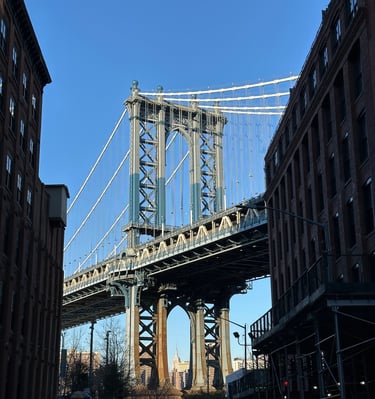 Scorcio del Manhattan Bridge a New York