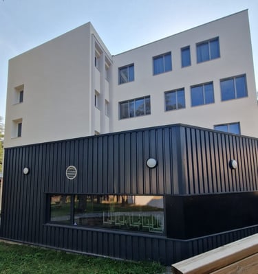 a building with a black and white building with a black and white building