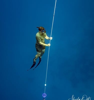 Robert Freediving warm up on Curacao