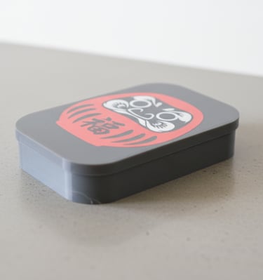 Imagen de una caja impresa en 3D.