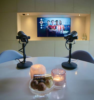 achtergrond van podcast opnemen in arnhem met tv 