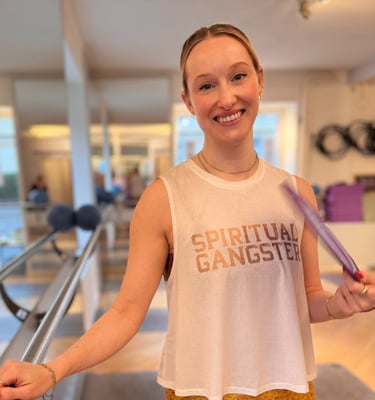 Valerie - teaching ballet-inspired, low impact Barre classes at Joy Movement Studio in Meilen
