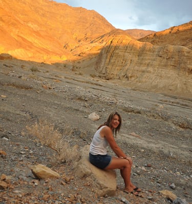 the golden walls of the mosaic canyon, death valley