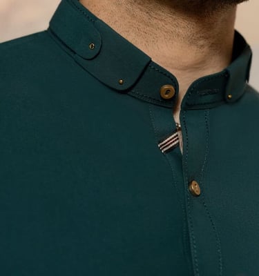 Emerald Green Men's Kurta with Designer Ban Collar and Gold Stud Details - Sana Fashion House