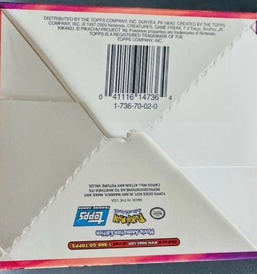 Display Topps Pokémon The Movie 2000 dessous