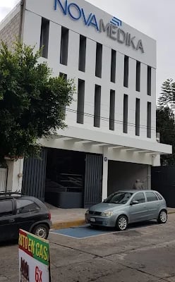 Estacionamiento de Novamedika