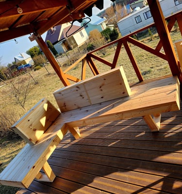 lauko-suoliukas-kampas