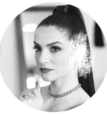 Nicole with a necklace and a necklace with a diamond