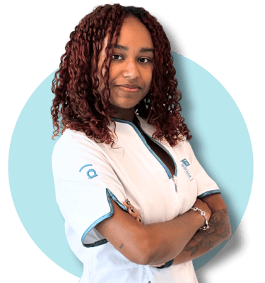 Retrato profesional de la higienista Anjela Mejias Amador, higienista en la Clínica Bocarriba