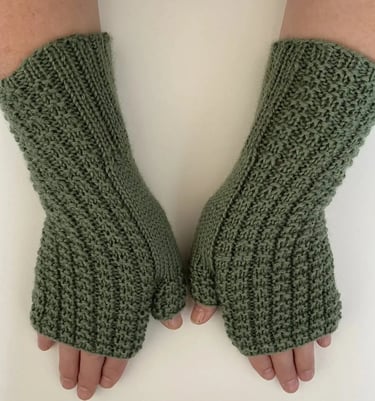 fingerless gloves