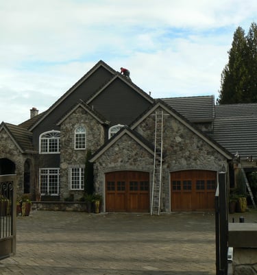 Holiday lighting company near Columbia South Carolina near me