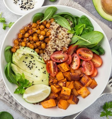 Veg salad, high protein salad, low in cards salad, kito salad, flex seeds, avocado, lemon, bassil