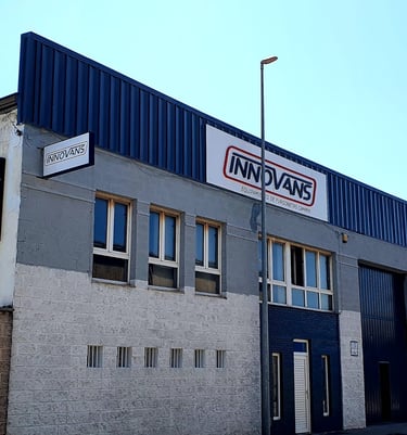 Zona de ofcinas y taller de la empresa Innovans