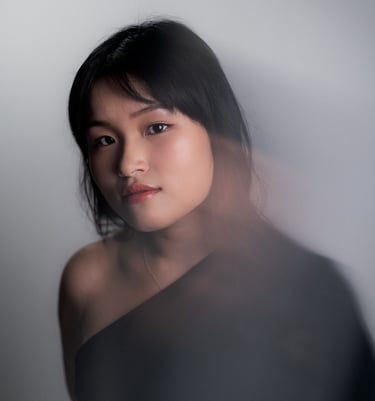 Bridget Yee pianist portrait by Miki Wecel –close up profile view
