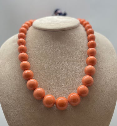 collana in corallo sciacca; sfere in corallo