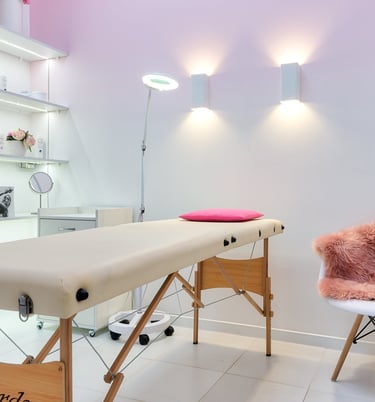 massage table bed  in spa