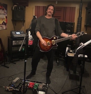 Gary Semkiw playing his Prestige Elite
