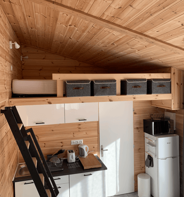 intérieur gîtes mezzanine et cuisine