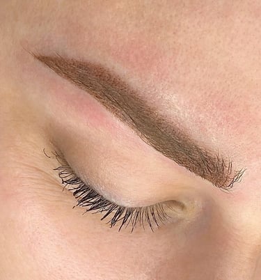 makijaż permanentny brwi we Wrocławiu