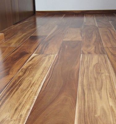 piso de madera parota africana