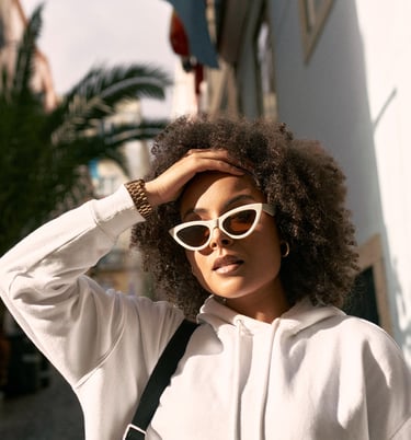 lifestyle photo shoot in Lisbon