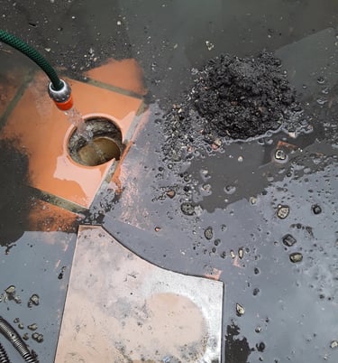 Sifon de aguas lluvias ya destapado 