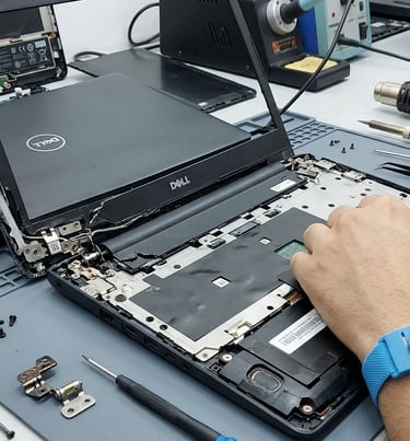 Reparo carcaça e dobradiça de notebook em Campinas: Dell, HP, Lenovo e Acer. Conserto profissional