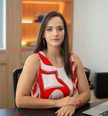 Dra Tamiris contando sua hostória