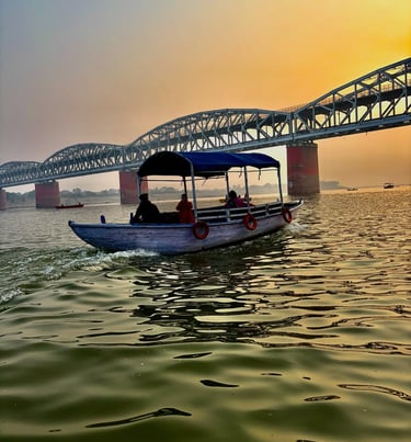 Evening boat ride from Namo Ghat