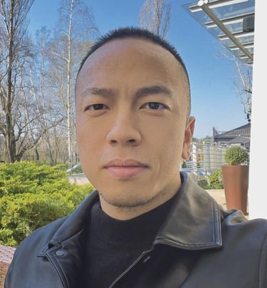 Yifeng Qin
