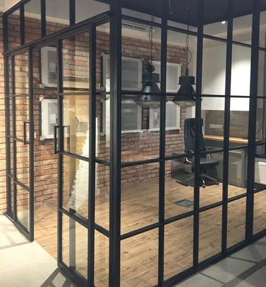 partisi kaca jember kaca partisi jember partisi kaca lumajang partisi kaca bondowoso partisi kaca