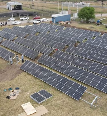 parque solar fotovoltaico instalado por adn sustentable en saenz peña chaco