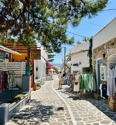 Les boutiques de la Karabia à Antiparos