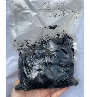Packed vanilla caviar