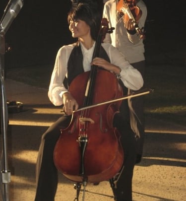 During the shooting of Melanie Fiona's music video, "It Kills Me"