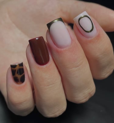 Paprastas elegantiškas manikiūras