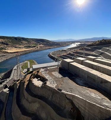 Hidroelektrik santral inşaatı time-lapse çekimi