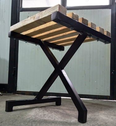 drvometal, drvo metal, nameštaj, police, stolovi, stolice, ograde, ograda, kapija