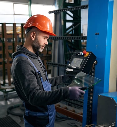 Menuiserie aluminium à Marrakech – LMI 64, expert agréé TECHNAL pour portes, fenêtres et vérandas sur mesure alliant design,