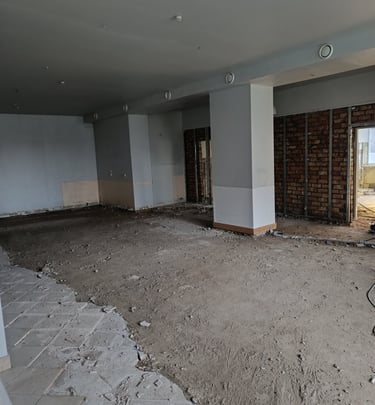 Išardytos grindų plytelės