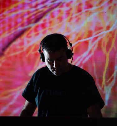 DJ. chase mobile DJ in Seattle WA