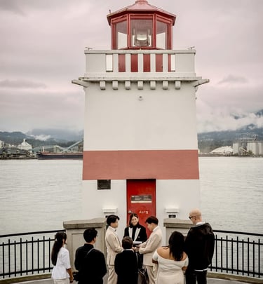 wedding ceremony at Stanley Park in Vancouver