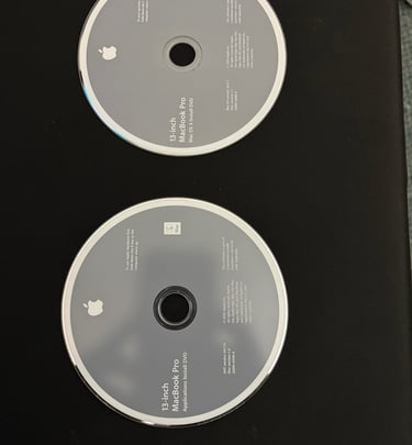 13" Macbook Original Apple Install Media 10.5 Leopard