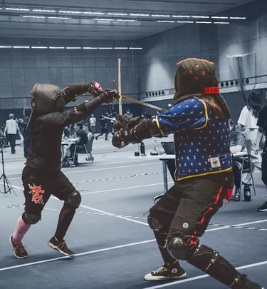 Photo by Andy McCormack/@the.hematog. Stanley competing in Longsword, Albion 2025.